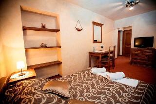 Hotel Dwor Karolowka
