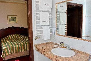 Гостиница Dwor Sierakow