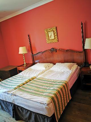 Гостиница Dwor Sierakow