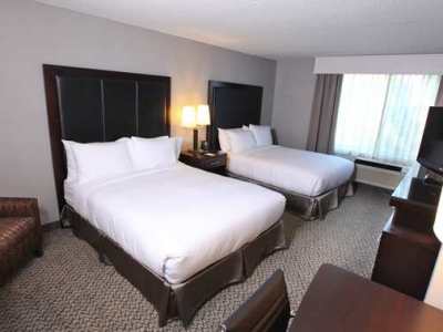 Hotel Doubletree By Hilton Des Moines Airport