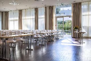 Гостиница Park Inn By Radisson Linz