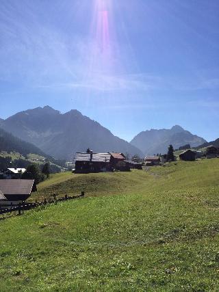 Гостиница Suitehotel Kleinwalsertal