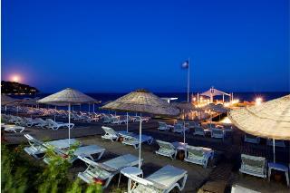 Гостиница Latanya Park Resort