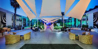 Гостиница Crystal Green Bay Resort & Spa