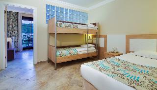 Гостиница Crystal Green Bay Resort & Spa