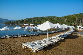 Гостиница Crystal Green Bay Resort & Spa