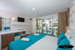 Гостиница Clover Magic Altinkum Park Side