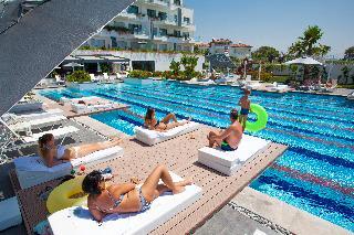 Hotel Q Spa Resort