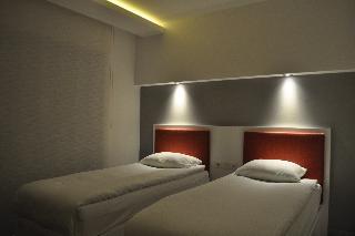 Hotel Q Spa Resort