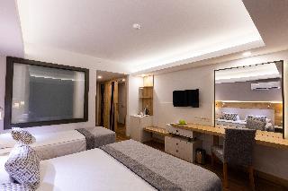 Hotel Narcia Resort Side