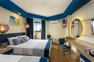 Hotel Narcia Resort Side