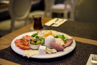 Hotel GK Regency Suites