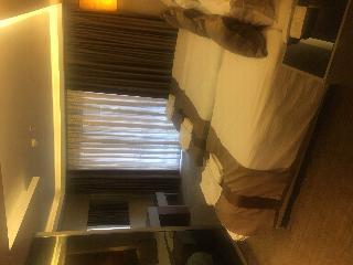 Hotel GK Regency Suites