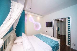 Hotel Mood Design Suites