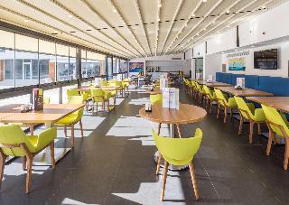Гостиница Hampton by Hilton Istanbul Kurtkoy