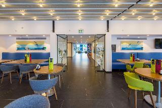 Гостиница Hampton by Hilton Istanbul Kurtkoy