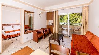 Гостиница Julian Forest Suites