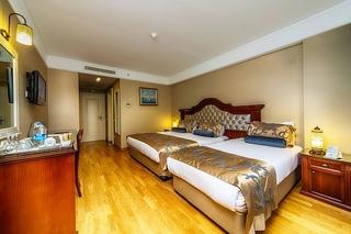 Hotel Recital