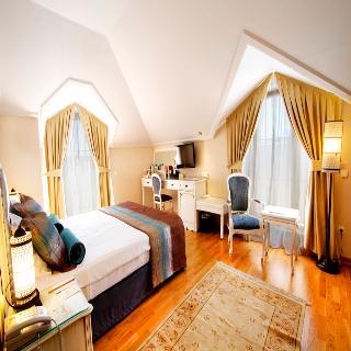 Hotel Recital