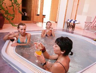 Hotel Flamenco Beach Resort