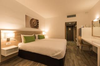 Seashells Resort at Suncrest Hotel