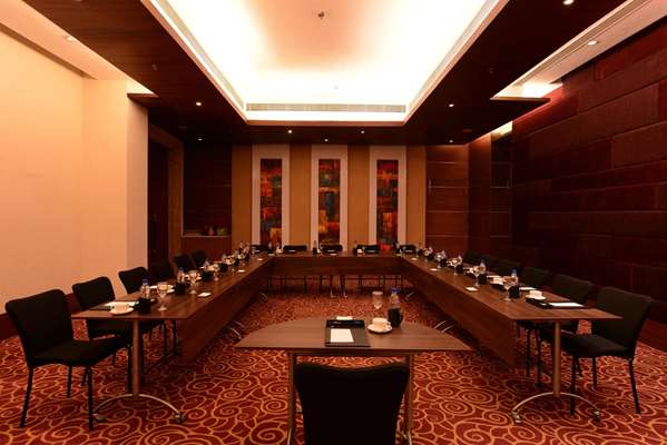 Гостиница Renest Gurugram