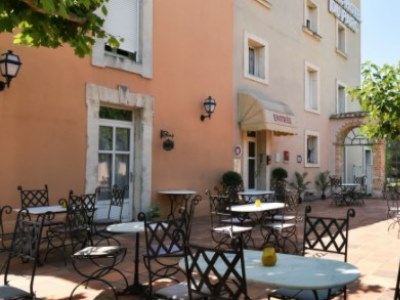 Hotel The Originals Du Parc Avignon Est