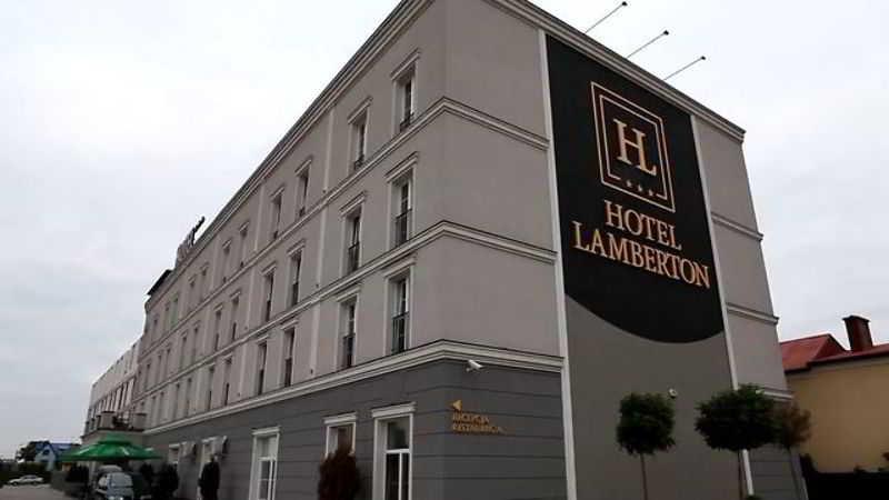 Гостиница Lamberton Hotel