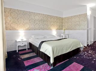 Гостиница Lamberton Hotel