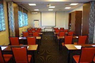 Гостиница DeSilva Inn Katowice Airport