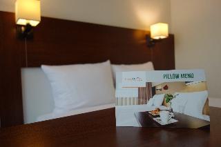 Гостиница DeSilva Inn Katowice Airport