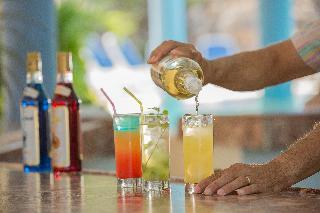 Hotel Holguin - All Inclusive +16