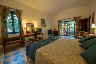 Hotel Holguin - All Inclusive +16