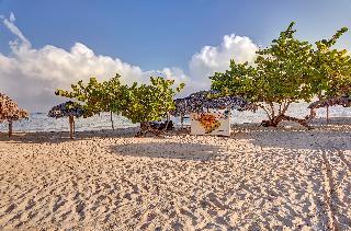 Hotel Holguin - All Inclusive +16