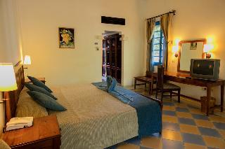 Hotel Holguin - All Inclusive +16