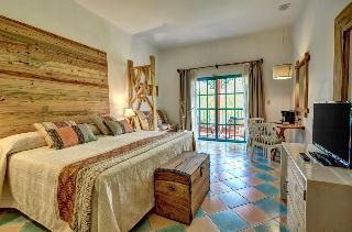 Hotel Holguin - All Inclusive +16