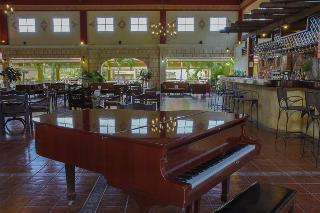 Hotel Holguin - All Inclusive +16