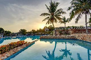 Hotel Holguin - All Inclusive +16