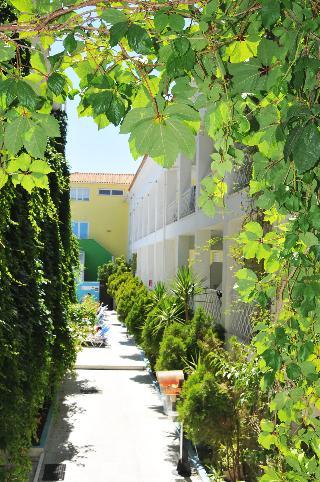 Mojo Hotel