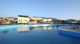 Hotel Almyros Beach Resort and Spa