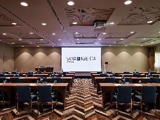 Гостиница SANA Malhoa