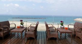 Гостиница Crowne Plaza Tel Aviv Beach