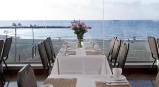 Гостиница Crowne Plaza Tel Aviv Beach