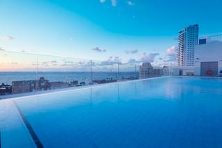 Hotel Leonardo Plaza Netanya by the beach