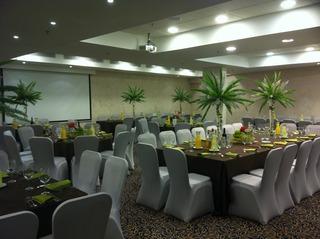 RAMADA NETANYA HOTEL & SUITES