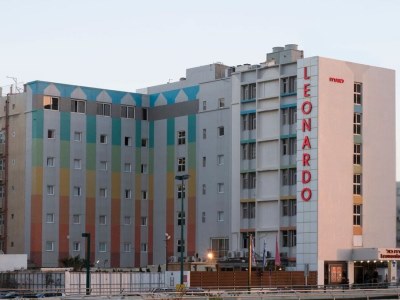 Гостиница Leonardo Beach