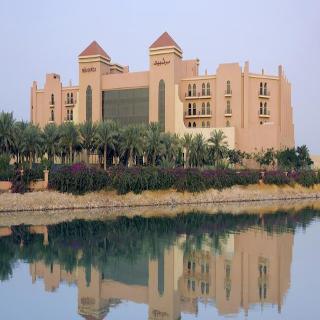 Гостиница Movenpick Hotel & Resort Yanbu