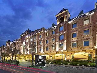 Гостиница DoubleTree by Hilton Hotel Riyadh - Al Muroj Busin