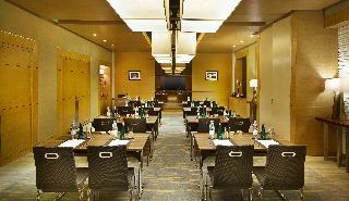 Гостиница DoubleTree by Hilton Hotel Riyadh - Al Muroj Busin