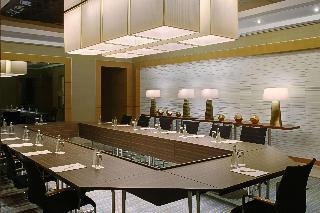 Гостиница DoubleTree by Hilton Hotel Riyadh - Al Muroj Busin